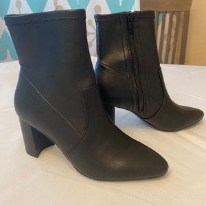 Aerosoles Nikname Black Ankle Bootie Size US 5.5 Medium Width